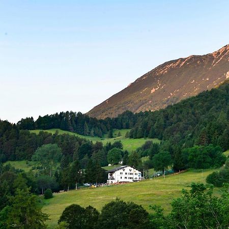 Rifugio Monte Baldo Hotel Avio Exterior photo