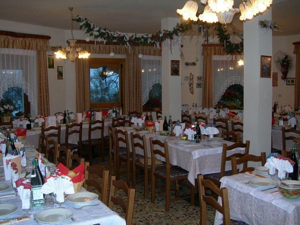 Rifugio Monte Baldo Hotel Avio Exterior photo