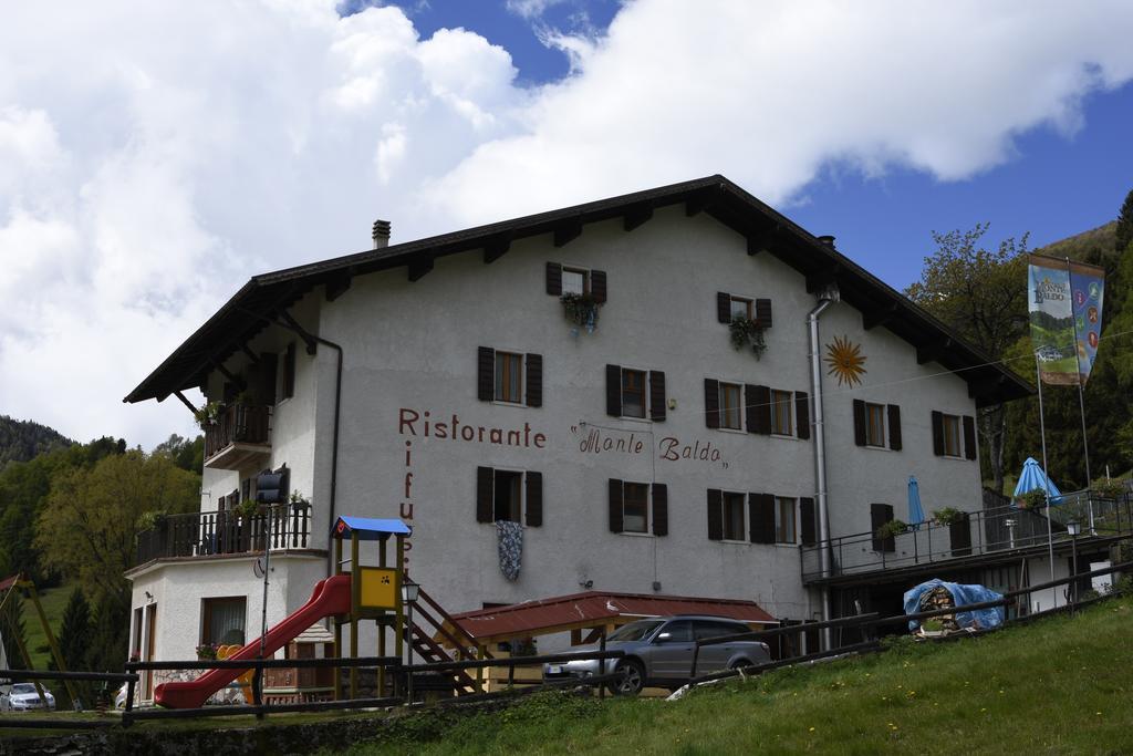 Rifugio Monte Baldo Hotel Avio Exterior photo